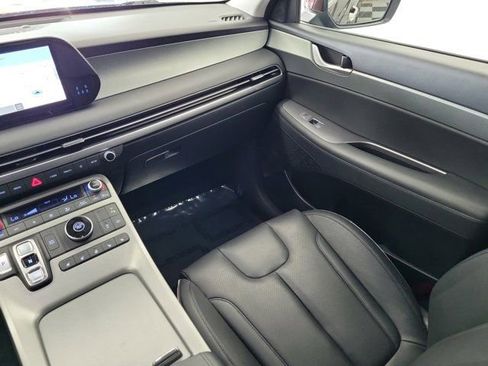 Used 2023 Hyundai Palisade SEL w/ Premium Package FWD image 15