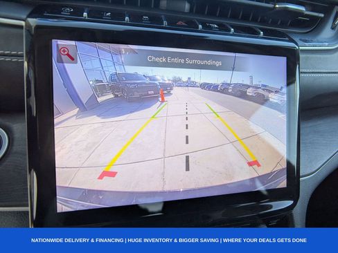 Used 2023 Jeep Grand Cherokee Limited image 25