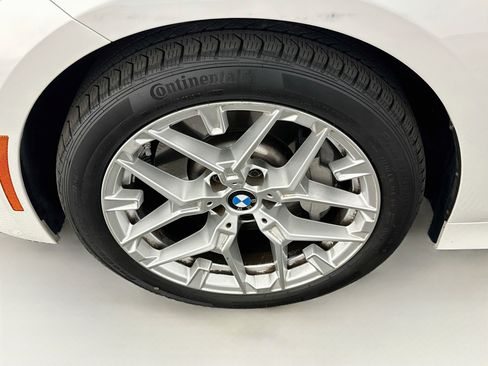 Used 2026 BMW 330i xDrive Sedan w/ Convenience Package AWD/4WD image 11