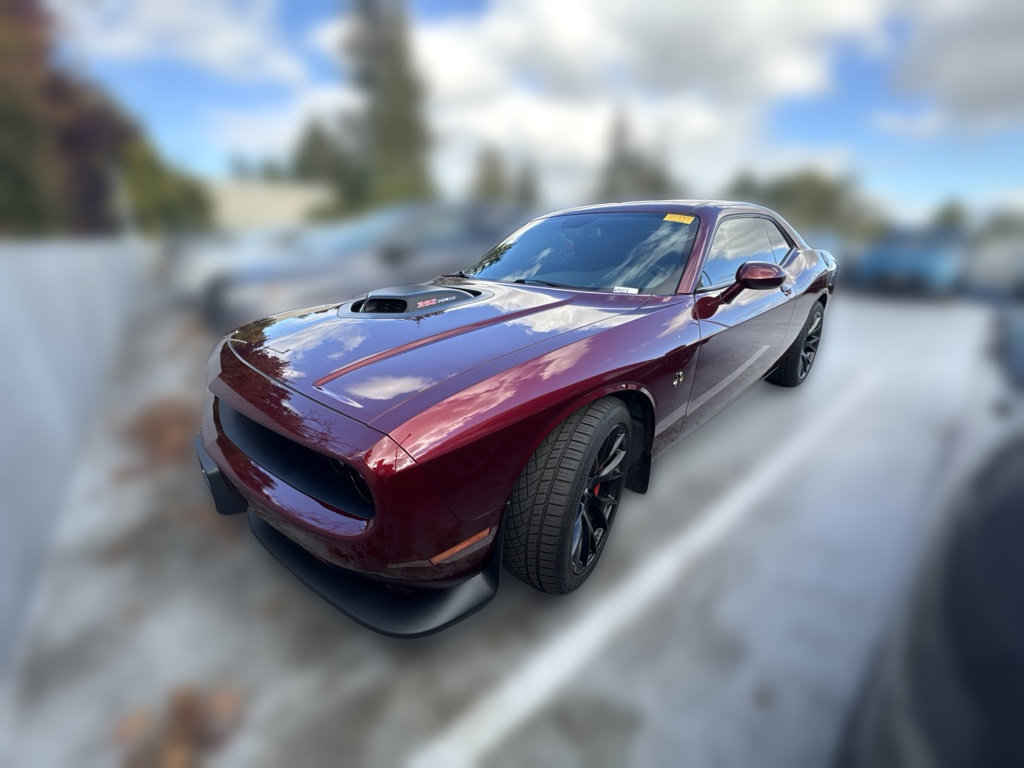 Used 2018 Dodge Challenger R/T Scat Pack RWD image 6