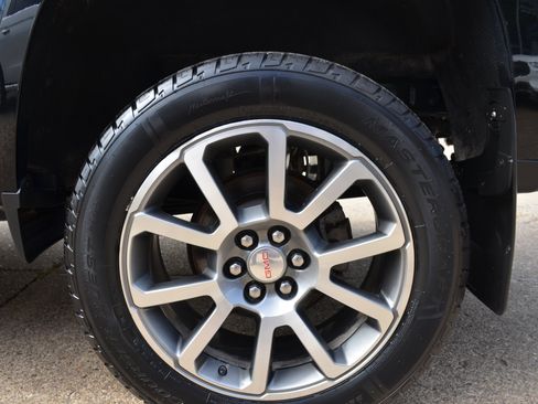 Used 2020 GMC Canyon Denali AWD/4WD image 14
