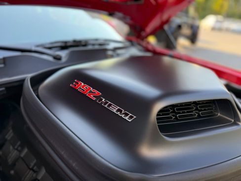Used 2022 Dodge Challenger R/T Scat Pack RWD image 12