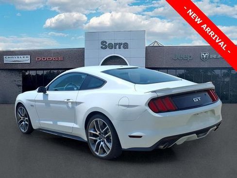 Used 2016 Ford Mustang GT Premium RWD image 4