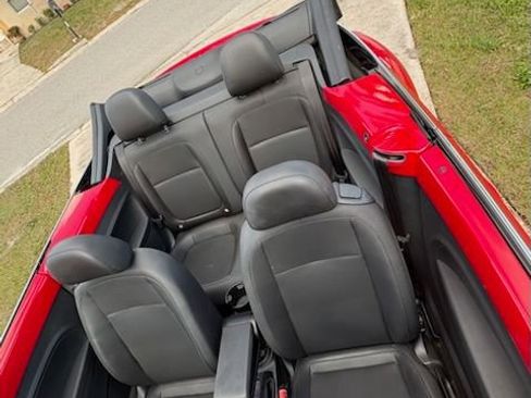 Used 2013 Volkswagen Beetle 2.5 image 6