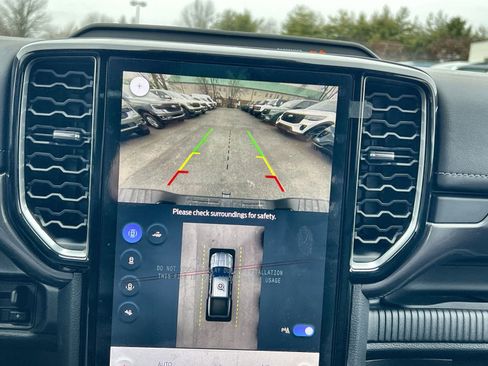 New 2025 Ford Ranger Lariat w/ FX4 Off-Road Package image 19