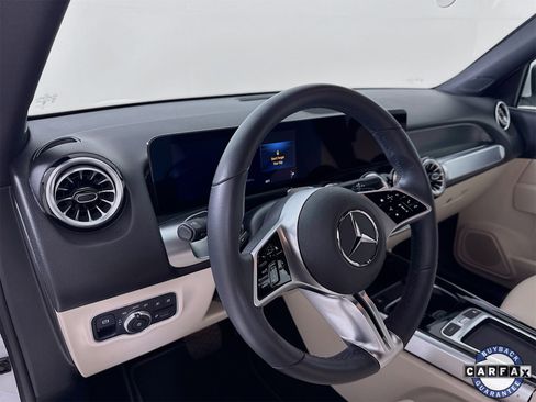 Certified 2025 Mercedes-Benz GLB 250 image 10