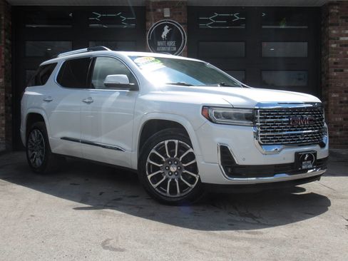 Used 2022 GMC Acadia Denali w/ Denali Ultimate Package AWD/4WD image 2