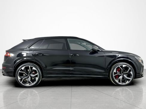 Used 2023 Audi RS Q8 w/ Black Optic Package image 6