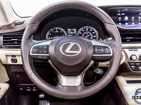 Used 2016 Lexus ES 350 w/ Accessory Package image 20