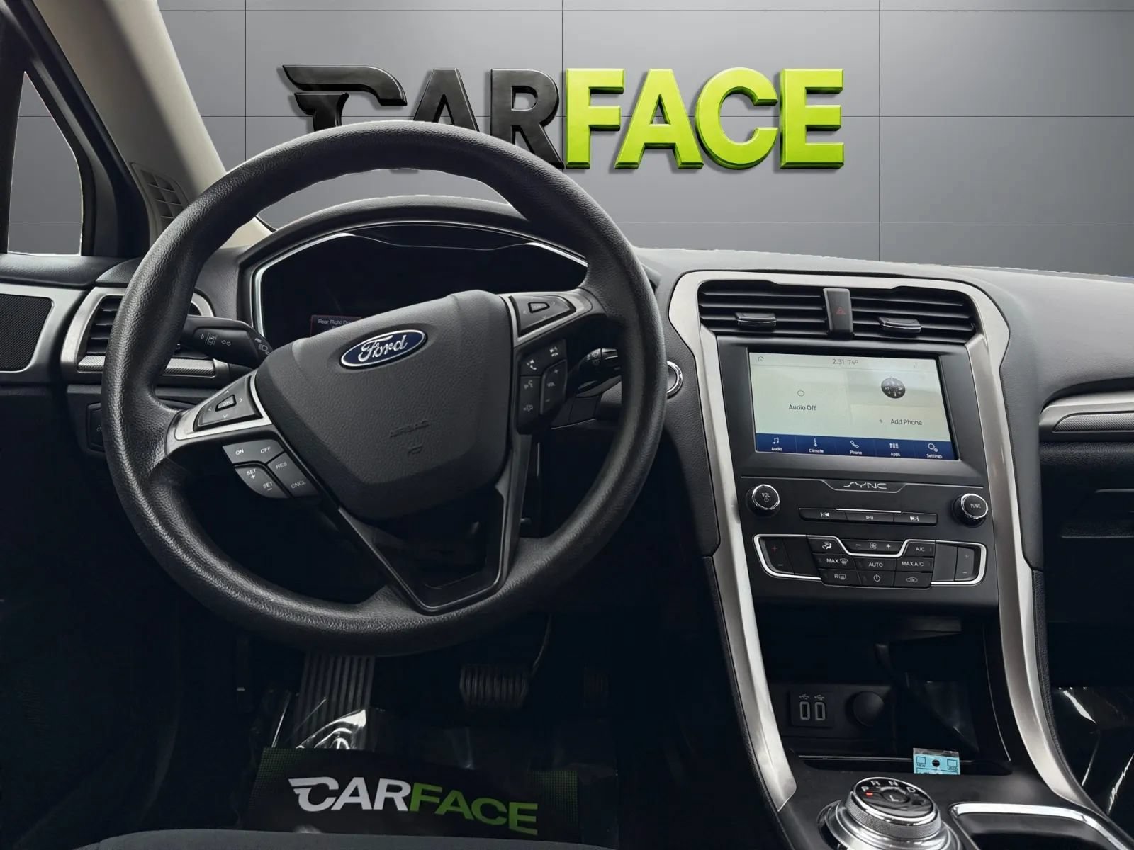 Used 2020 Ford Fusion SE FWD image 24