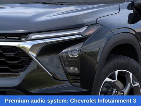 New 2026 Chevrolet Trax LT w/ Driver Confidence Package FWD image 11