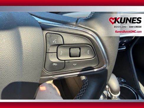 Used 2024 Buick Encore GX Avenir w/ Avenir Technology Package image 18