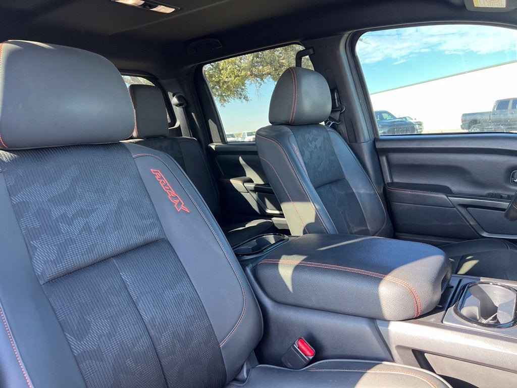 Used 2023 Nissan Titan PRO-4X AWD/4WD image 28