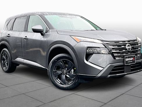 New 2026 Nissan Rogue SV image 2