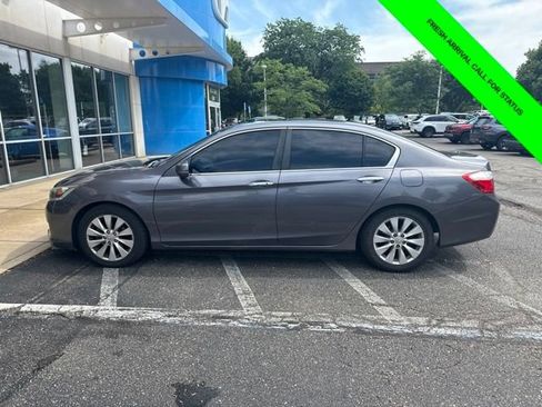 Used 2015 Honda Accord EX-L image 2
