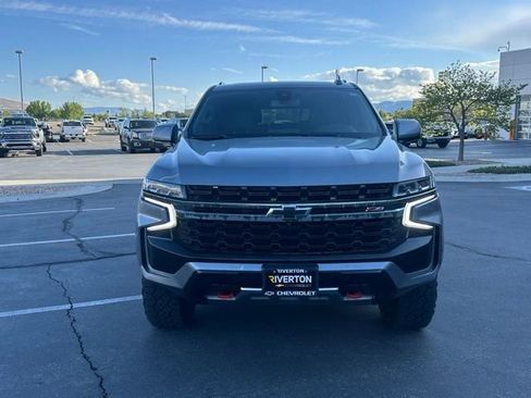 Used 2021 Chevrolet Suburban Z71 w/ Z71 Off-Road Package AWD/4WD image 30
