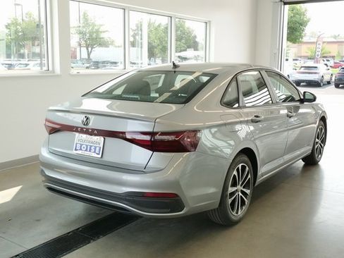 New 2025 Volkswagen Jetta Sport image 6
