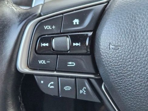 Used 2019 Honda Accord Touring image 24