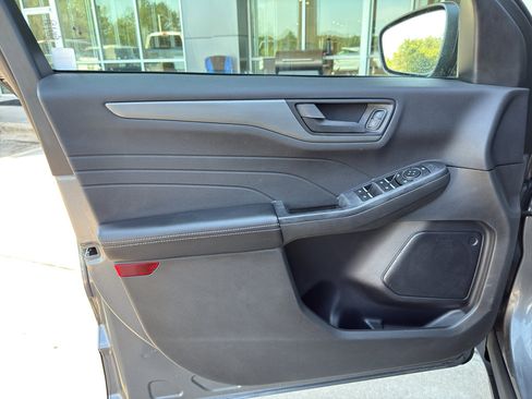 Used 2024 Ford Escape Active image 12