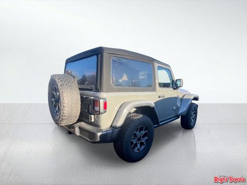 Used 2021 Jeep Wrangler Rubicon AWD/4WD image 4