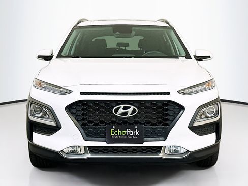 Used 2021 Hyundai Kona SEL Plus image 2
