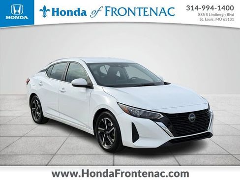 Used 2024 Nissan Sentra SV image 1