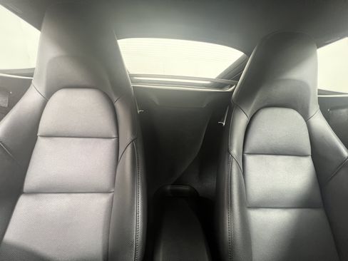 Certified 2024 Porsche 718 Cayman RWD image 16