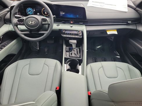 New 2026 Hyundai Elantra Limited image 9