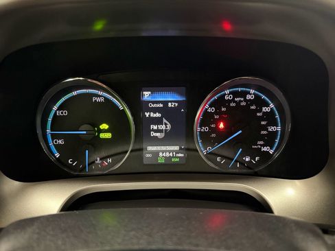 Used 2018 Toyota RAV4 Limited AWD/4WD image 7