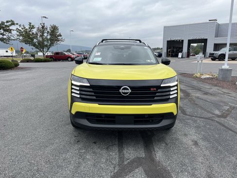 New 2026 Nissan Kicks SR w/ Cold Weather Package image 9