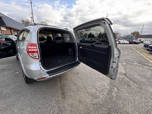Used 2009 Toyota RAV4 Sport image 45