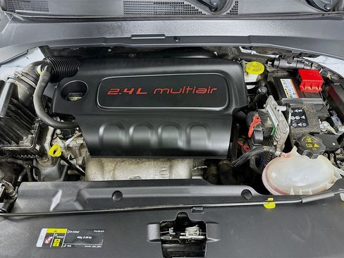 Certified 2022 Jeep Compass Limited image 39