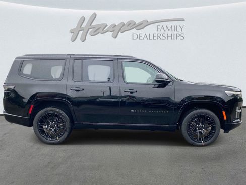 New 2026 Jeep Grand Wagoneer Limited AWD/4WD image 3