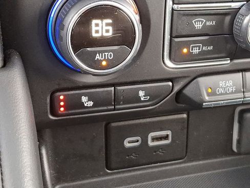 Certified 2024 Chevrolet Suburban RST w/ Luxury Package image 27