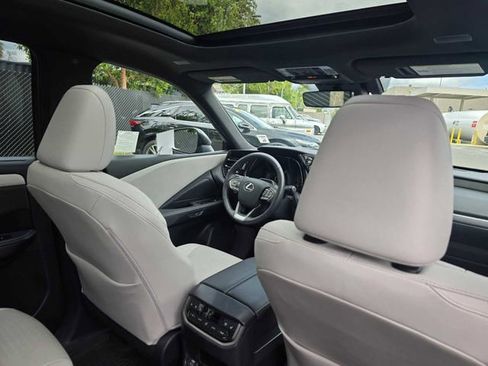 Certified 2025 Lexus TX 350 FWD w/ Technology Package image 16