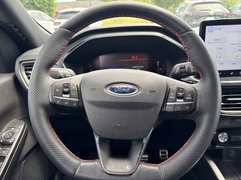 Used 2023 Ford Escape ST-Line w/ Tech Pack #1 AWD/4WD image 14