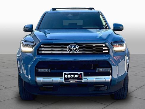 Used 2025 Toyota 4Runner Limited AWD/4WD image 4