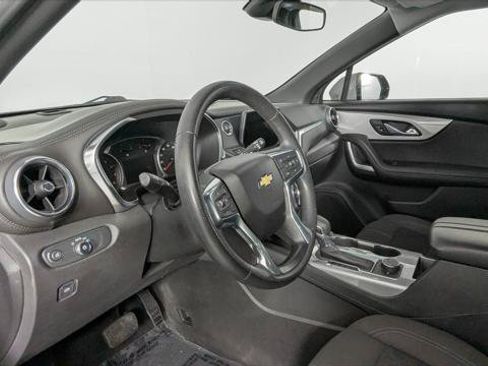 Used 2021 Chevrolet Blazer LT FWD image 23