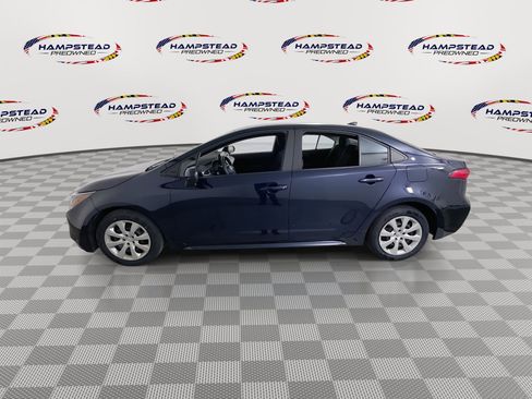 Used 2023 Toyota Corolla LE FWD image 5