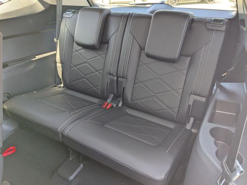 New 2026 Volkswagen Atlas SE image 29