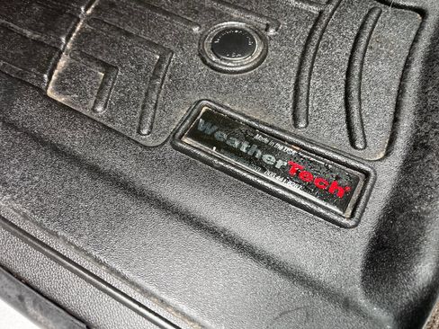 Used 2014 GMC Yukon XL SLT image 17