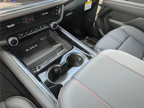 New 2026 Chevrolet Suburban RST w/ Comfort Package RWD image 27