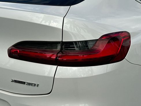 Used 2021 BMW X4 xDrive30i w/ Premium Package image 29