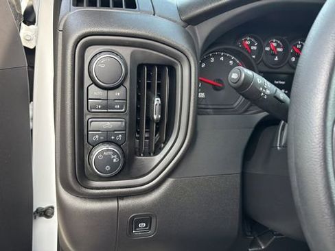 Used 2024 Chevrolet Silverado 1500 Custom Trail Boss image 21