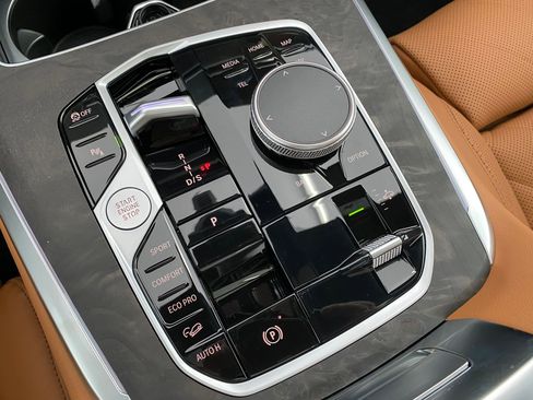 New 2026 BMW X7 xDrive40i w/ M Sport Package image 19