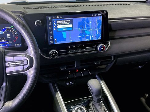 Used 2024 Chevrolet Colorado Trail Boss w/ Advanced Trailering Package image 10