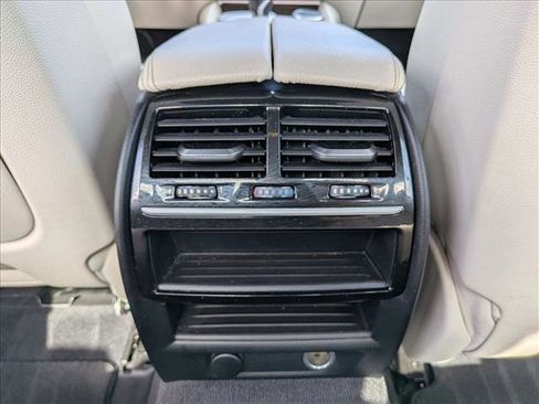 Used 2018 BMW 540i image 19