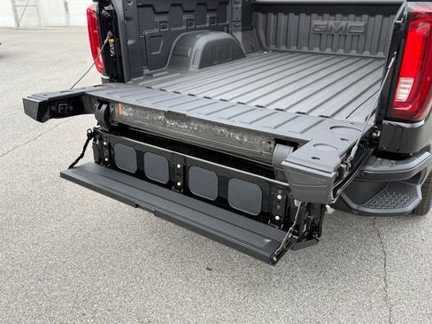 New 2026 GMC Sierra 1500 Denali w/ Denali Reserve Package image 8