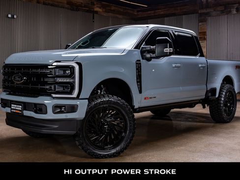 Used 2026 Ford F250 Platinum AWD/4WD image 5