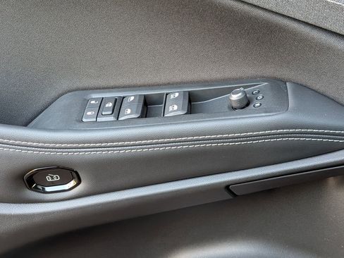 New 2026 Jeep Cherokee Laredo AWD/4WD image 23